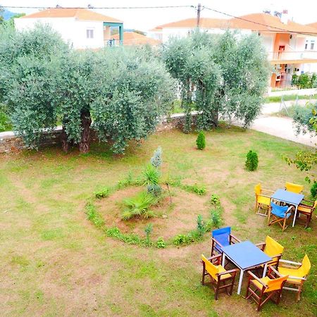 Blue Sky Apartments Скала-Потамиас Экстерьер фото